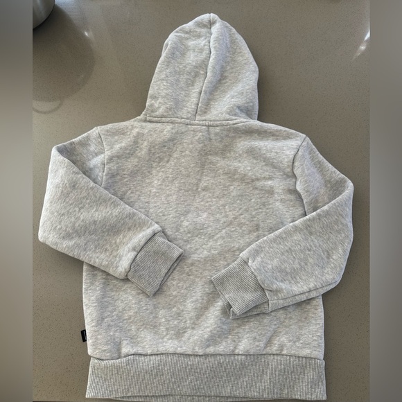 PUMA Kids' Logo Fleece Hoodie Light Grey Size XS (5/6) Brand New! - Picture 2 of 6